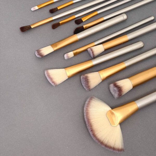 Set de Brochas Manta Beige - Imagen 3