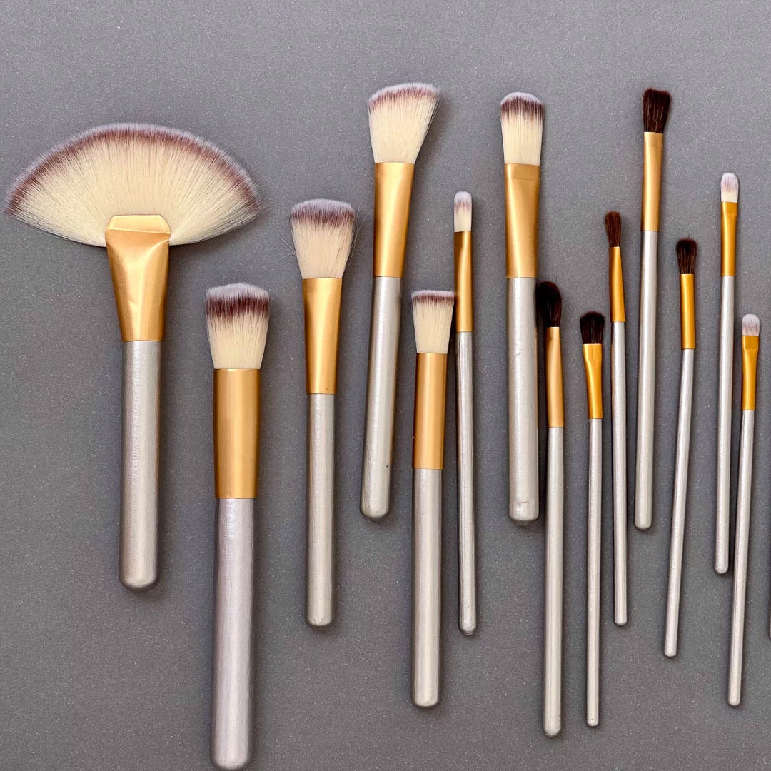 Set de Brochas Manta Beige - Imagen 4