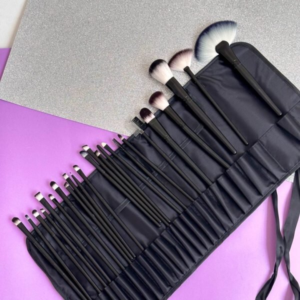 Set de Brochas Manta Negra
