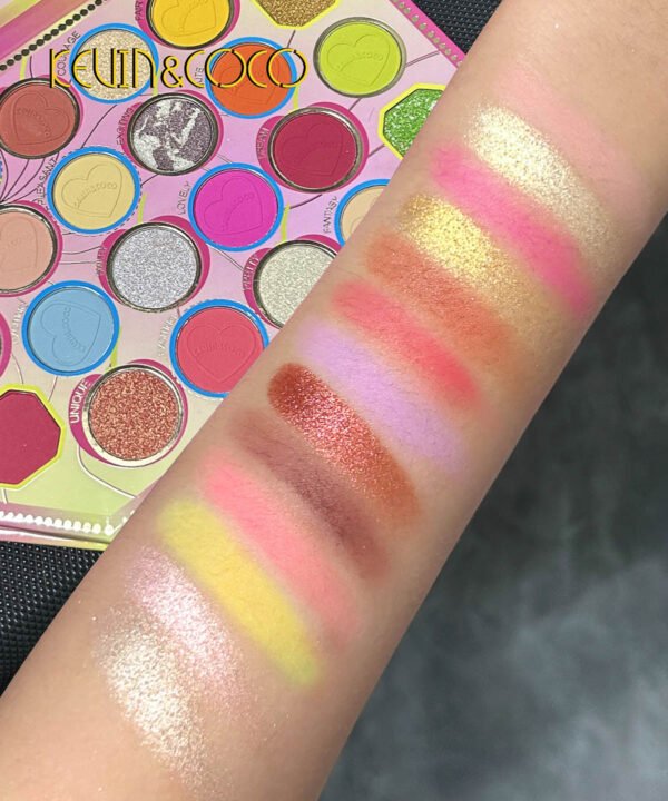 Paleta de Sombras Cherry Kevin & Coco - Imagen 3