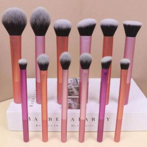 Set de Brochas Megara